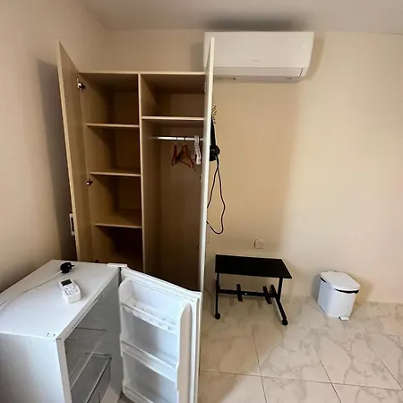 Twin With Private Bathroom - 1