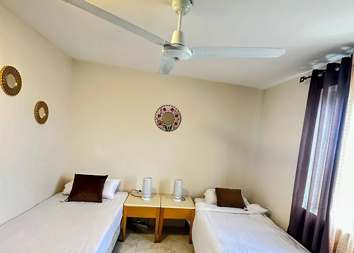 ゲストハウス Twin With Private Bathroom - 1 Saint Julian's